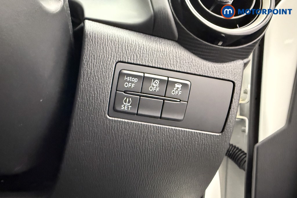 Mazda 2 Centre-Line Manual Petrol-Electric Hybrid Hatchback - Stock Number (1554535) - 14th supplementary image
