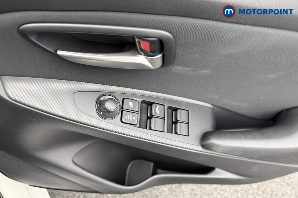 Mazda 2 Centre-Line Manual Petrol-Electric Hybrid Hatchback - Stock Number (1554535) - 15th supplementary image