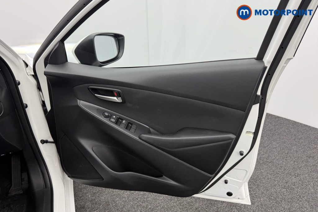 Mazda 2 Centre-Line Manual Petrol-Electric Hybrid Hatchback - Stock Number (1554535) - 16th supplementary image