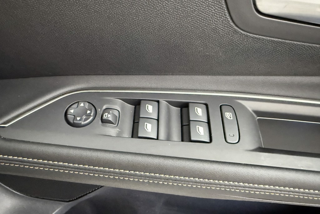 Peugeot 5008 GT Automatic Diesel SUV - Stock Number (1554558) - 17th supplementary image