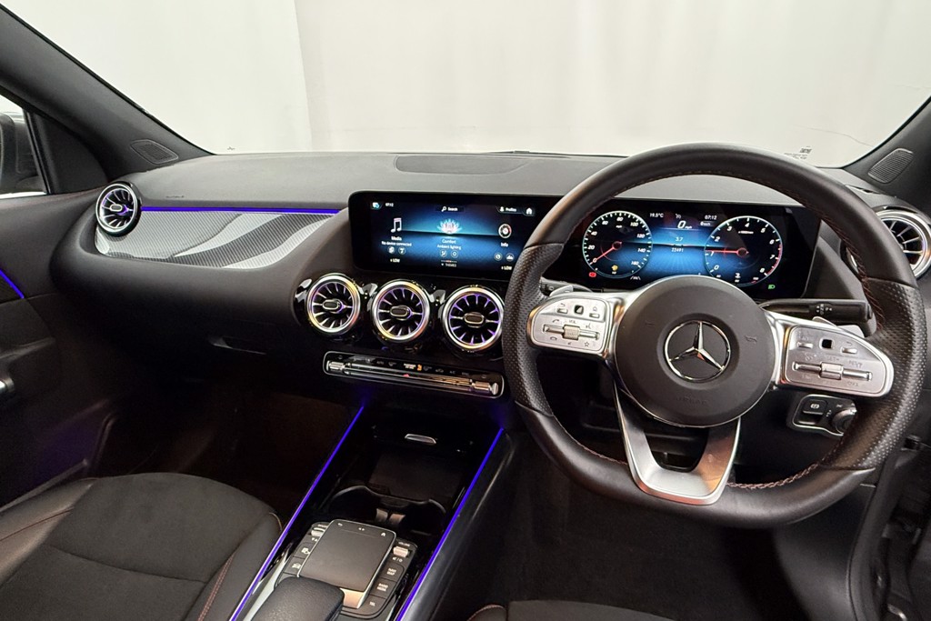 Mercedes-Benz GLA Amg Line Automatic Petrol SUV - Stock Number (1554562) - 5th supplementary image