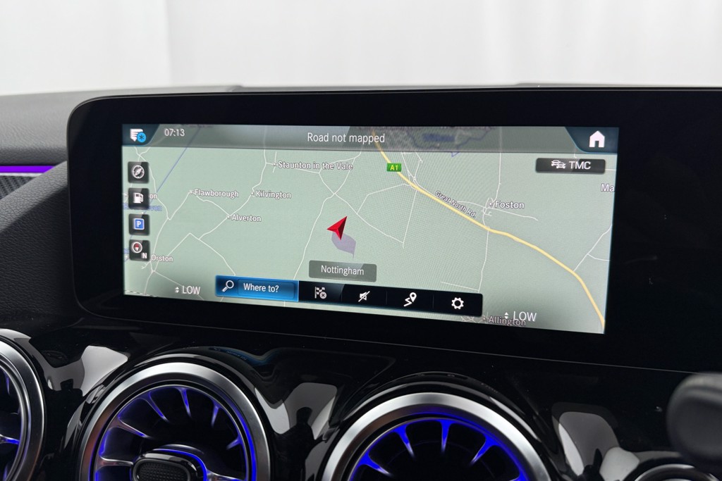 Mercedes-Benz GLA Amg Line Automatic Petrol SUV - Stock Number (1554562) - 12th supplementary image