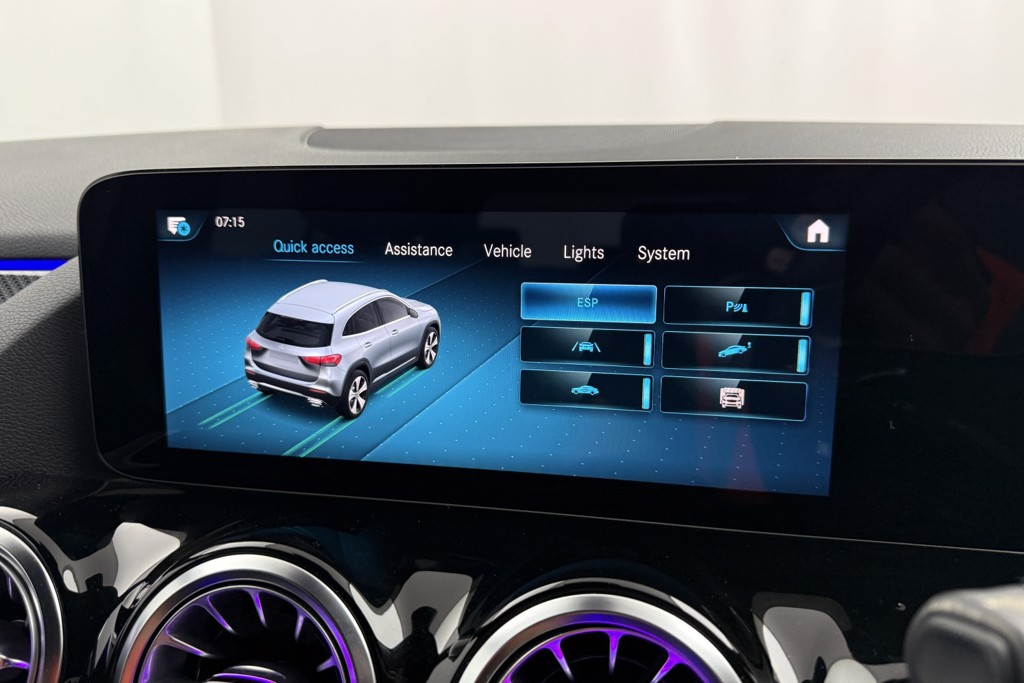 Mercedes-Benz GLA Amg Line Automatic Petrol SUV - Stock Number (1554562) - 19th supplementary image