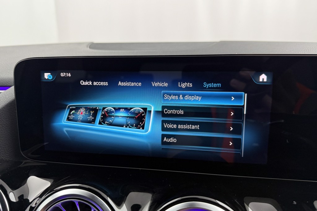 Mercedes-Benz GLA Amg Line Automatic Petrol SUV - Stock Number (1554562) - 22nd supplementary image