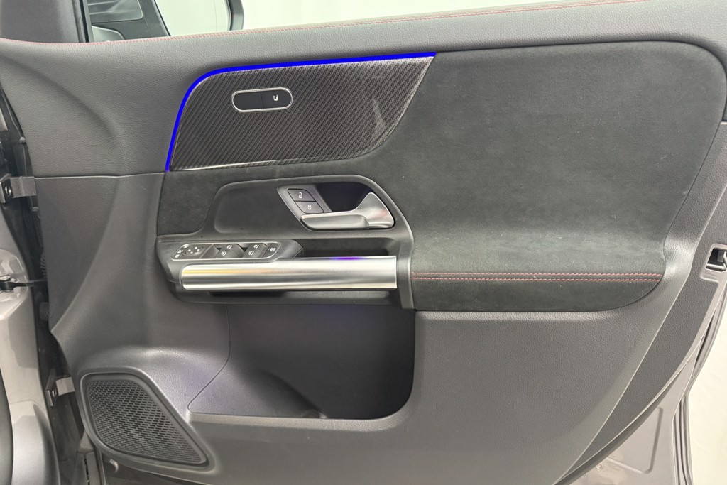 Mercedes-Benz GLA Amg Line Automatic Petrol SUV - Stock Number (1554562) - 28th supplementary image