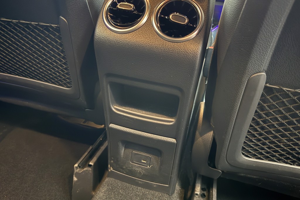 Mercedes-Benz GLA Amg Line Automatic Petrol SUV - Stock Number (1554562) - 34th supplementary image