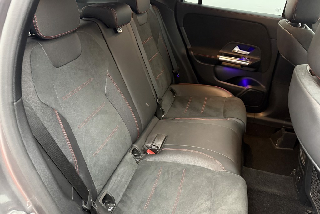 Mercedes-Benz GLA Amg Line Automatic Petrol SUV - Stock Number (1554562) - 35th supplementary image
