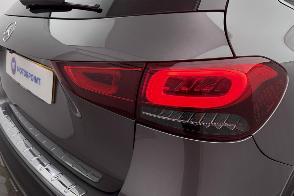 Mercedes-Benz GLA Amg Line Automatic Petrol SUV - Stock Number (1554562) - 38th supplementary image
