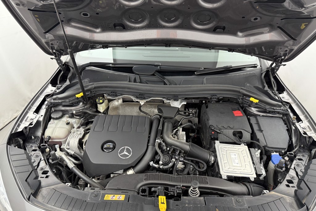 Mercedes-Benz GLA Amg Line Automatic Petrol SUV - Stock Number (1554562) - 42nd supplementary image