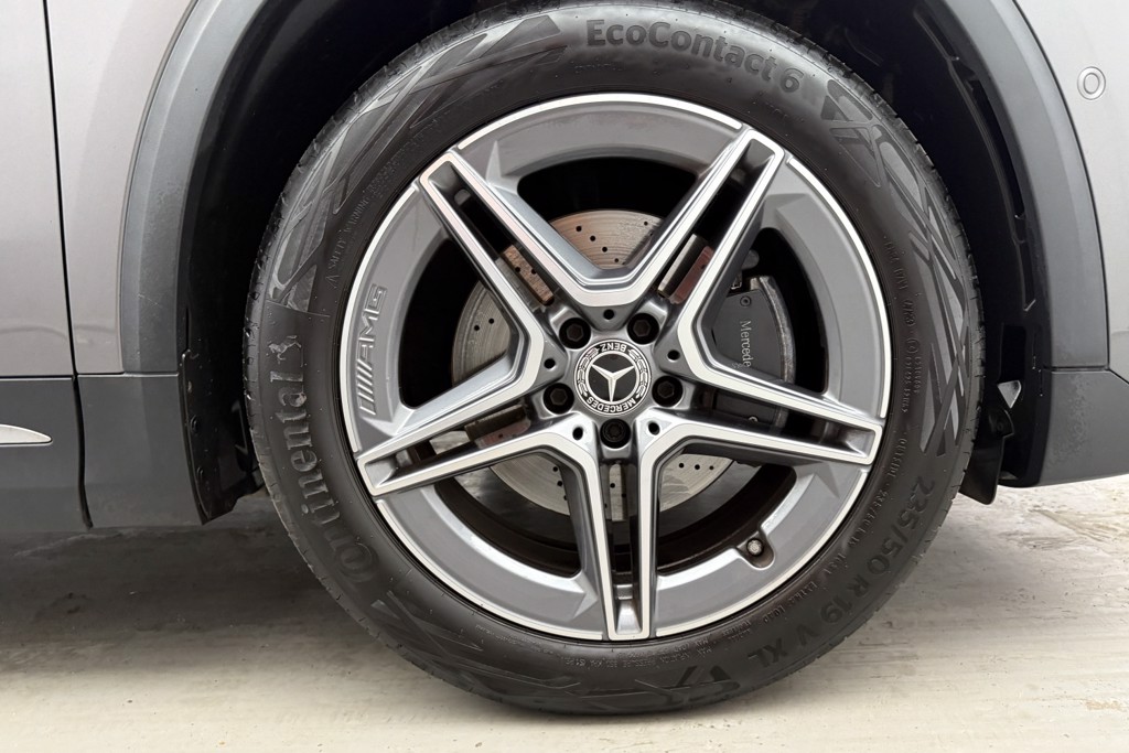 Mercedes-Benz GLA Amg Line Automatic Petrol SUV - Stock Number (1554562) - 43rd supplementary image