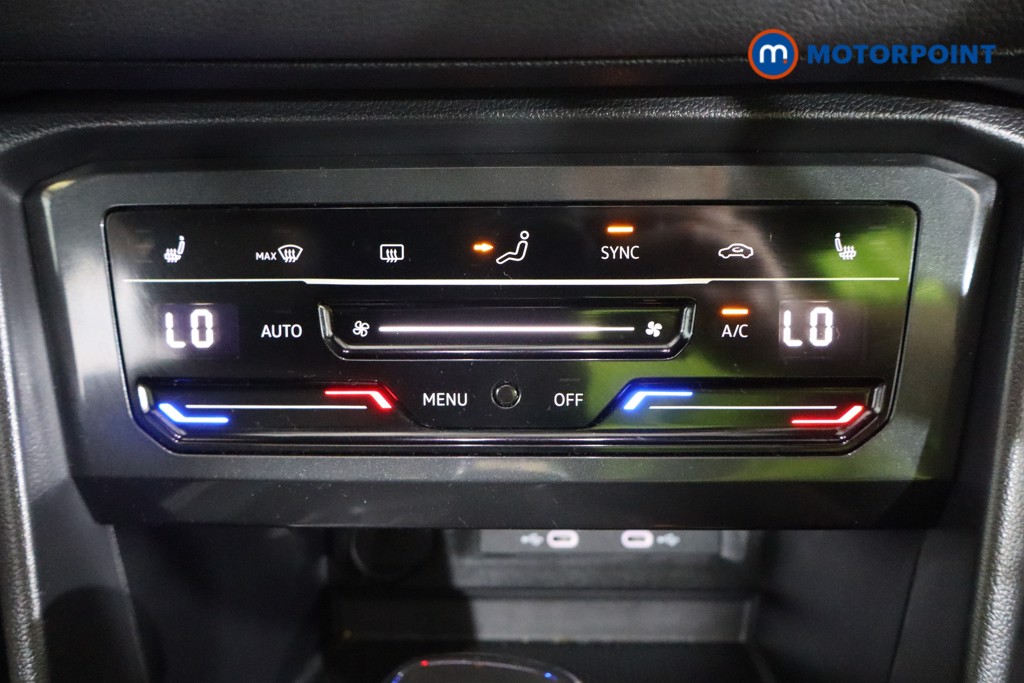 Volkswagen Tiguan Black Edition Automatic Petrol SUV - Stock Number (1554584) - 6th supplementary image
