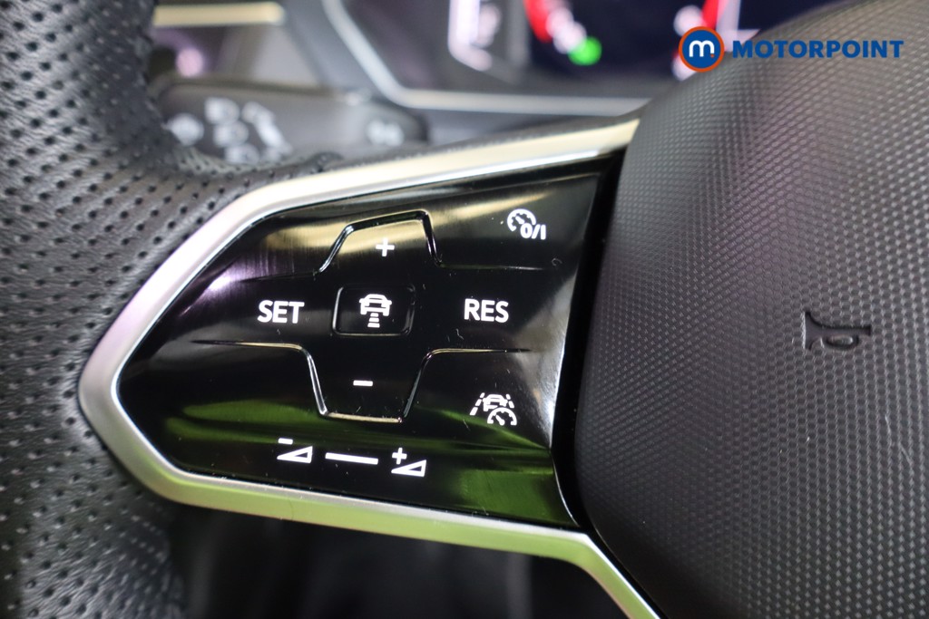 Volkswagen Tiguan Black Edition Automatic Petrol SUV - Stock Number (1554584) - 8th supplementary image
