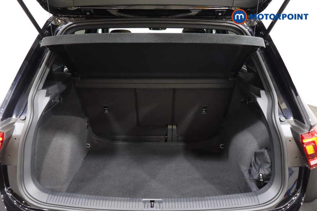 Volkswagen Tiguan Black Edition Automatic Petrol SUV - Stock Number (1554584) - 19th supplementary image
