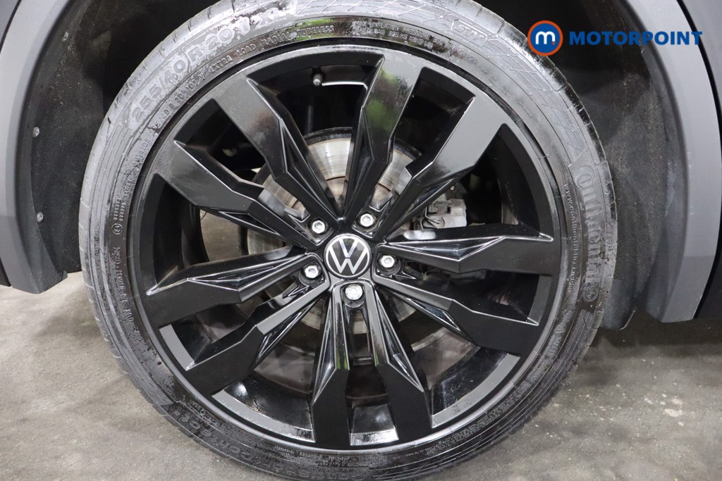 Volkswagen Tiguan Black Edition Automatic Petrol SUV - Stock Number (1554584) - 20th supplementary image