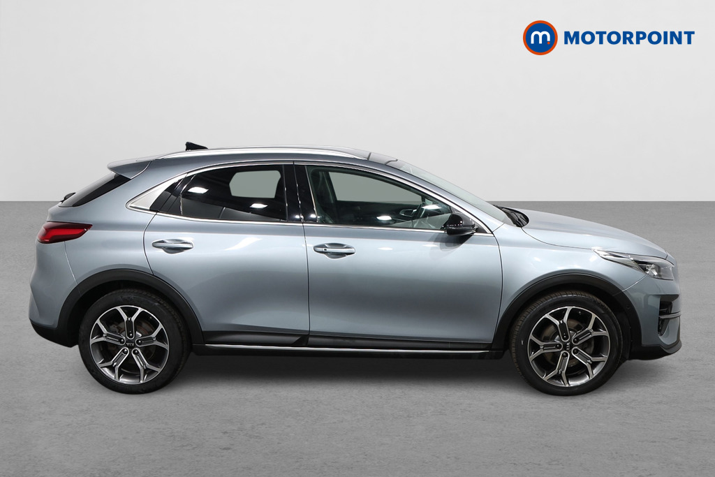 KIA Xceed 4 Manual Petrol Hatchback - Stock Number (1554661) - Drivers side