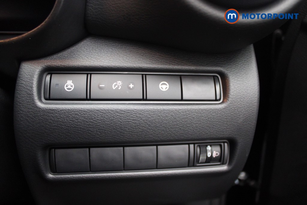 Nissan Juke Tekna Automatic Petrol-Electric Hybrid SUV - Stock Number (1554809) - 16th supplementary image
