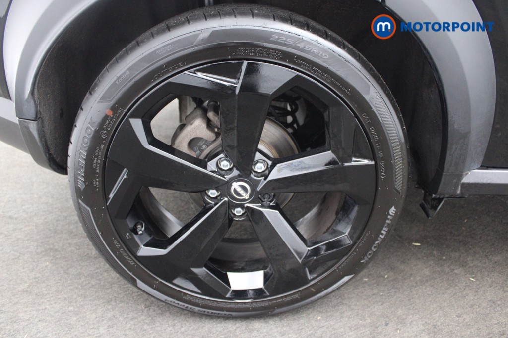 Nissan Juke Tekna Automatic Petrol-Electric Hybrid SUV - Stock Number (1554809) - 23rd supplementary image