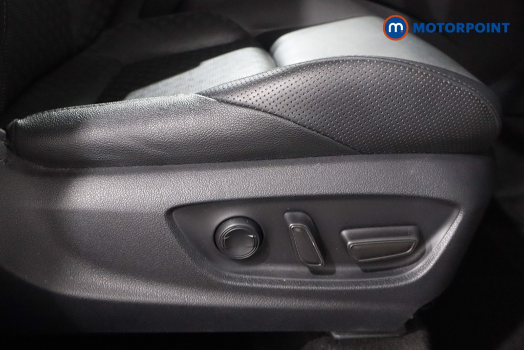 Toyota C-Hr Dynamic Automatic Petrol-Electric Hybrid SUV - Stock Number (1555395) - 18th supplementary image