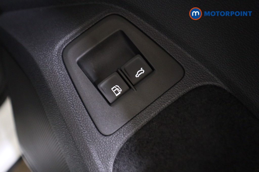 Volkswagen Tiguan Elegance Automatic Petrol Plug-In Hybrid SUV - Stock Number (1555495) - 12th supplementary image