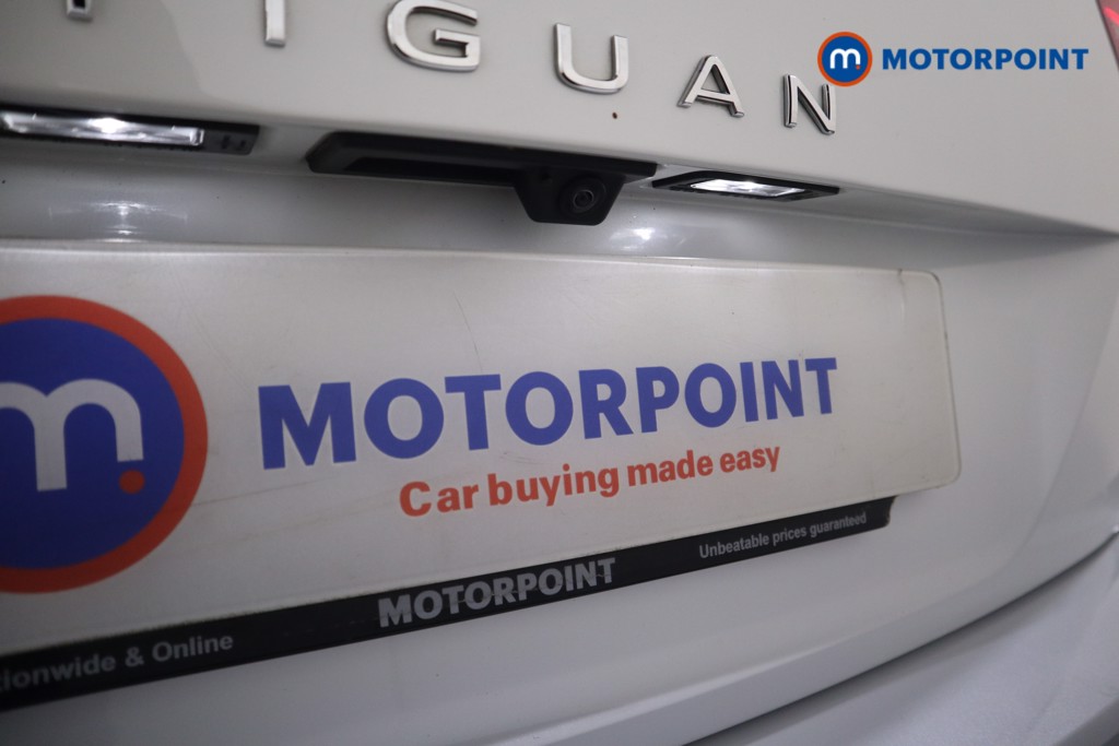 Volkswagen Tiguan Elegance Automatic Petrol Plug-In Hybrid SUV - Stock Number (1555495) - 23rd supplementary image