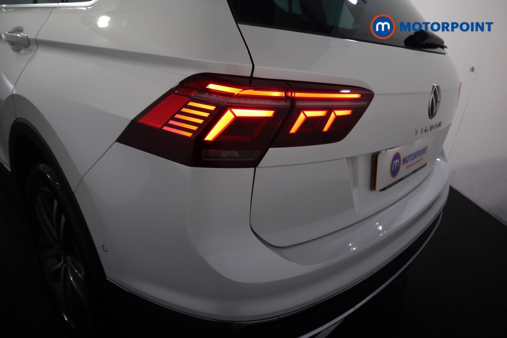 Volkswagen Tiguan Elegance Automatic Petrol Plug-In Hybrid SUV - Stock Number (1555495) - 24th supplementary image