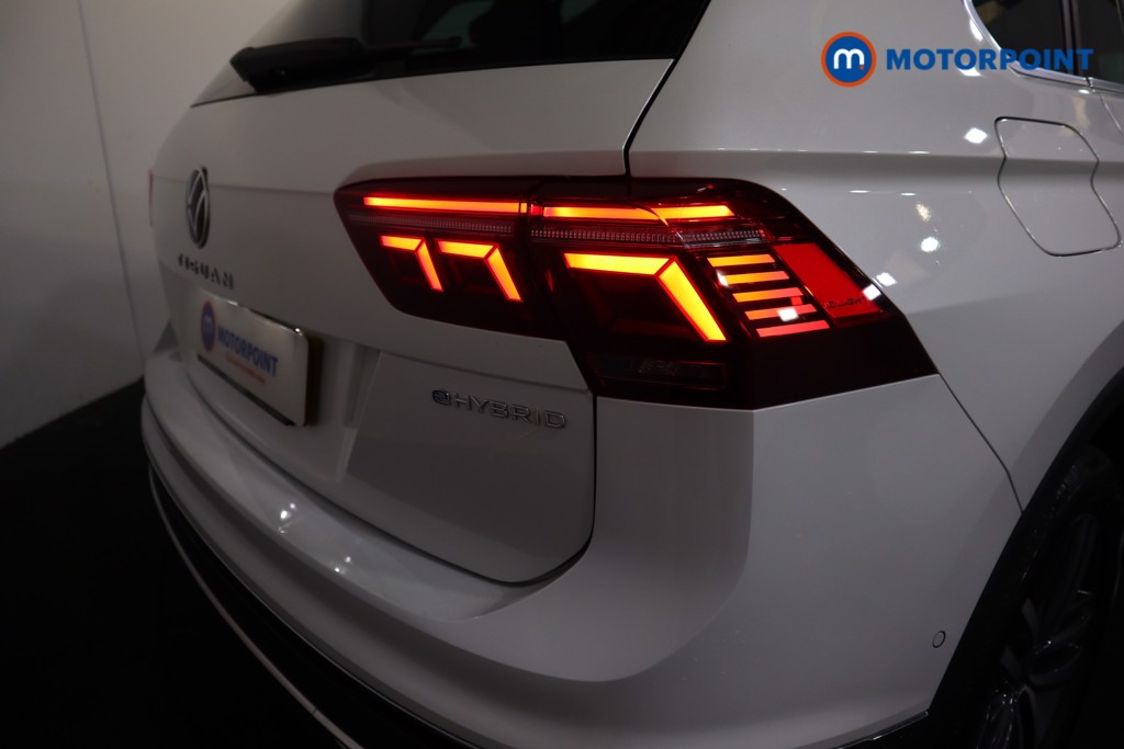 Volkswagen Tiguan Elegance Automatic Petrol Plug-In Hybrid SUV - Stock Number (1555495) - 25th supplementary image