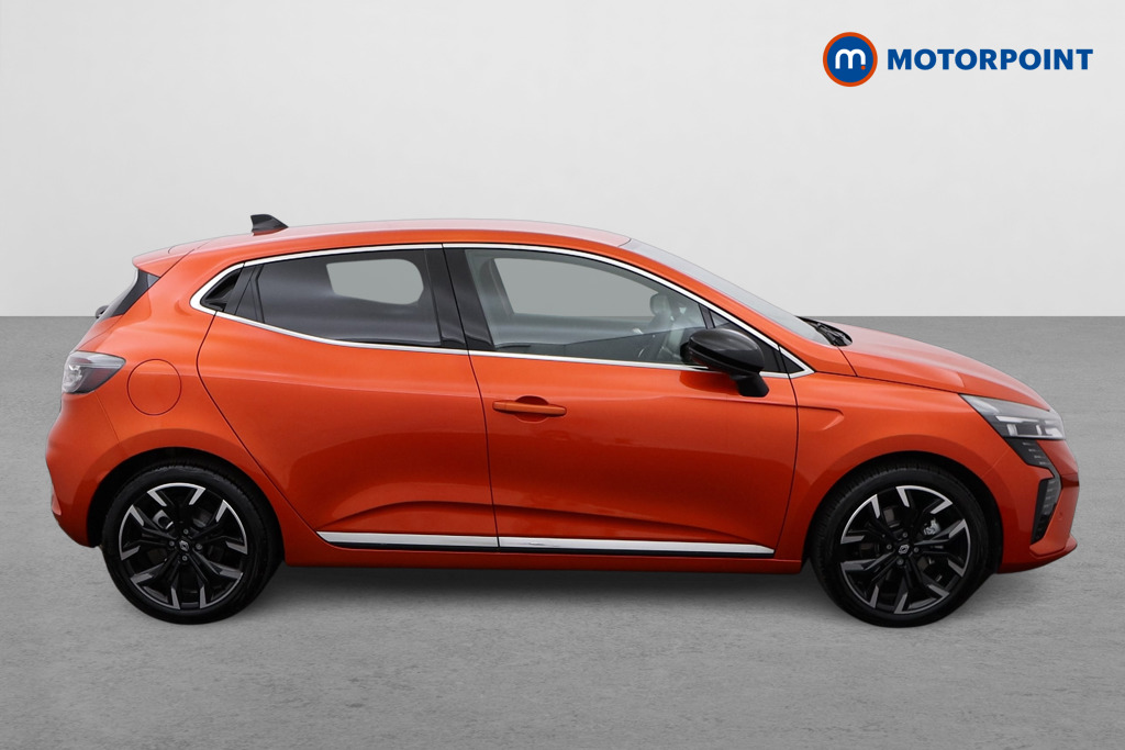 Renault Clio Techno Automatic Petrol-Electric Hybrid Hatchback - Stock Number (1555558) - Drivers side