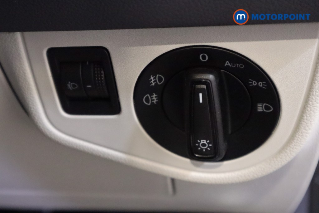Volkswagen Polo Beats Manual Petrol Hatchback - Stock Number (1540828) - 9th supplementary image