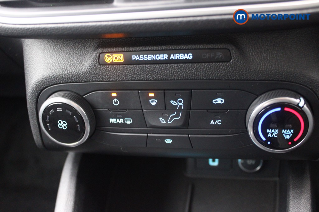 Ford Focus Zetec Manual Diesel Hatchback - Stock Number (1541536) - 10th supplementary image