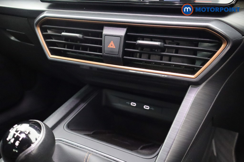 Cupra Leon V1 Manual Petrol Hatchback - Stock Number (1543703) - 9th supplementary image