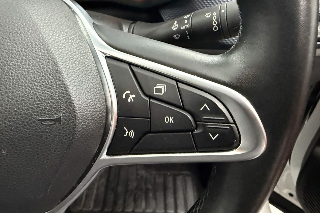 Renault Arkana Iconic Automatic Petrol-Electric Hybrid SUV - Stock Number (1543854) - 8th supplementary image