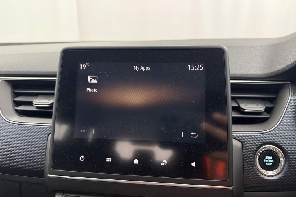 Renault Arkana Iconic Automatic Petrol-Electric Hybrid SUV - Stock Number (1543854) - 15th supplementary image