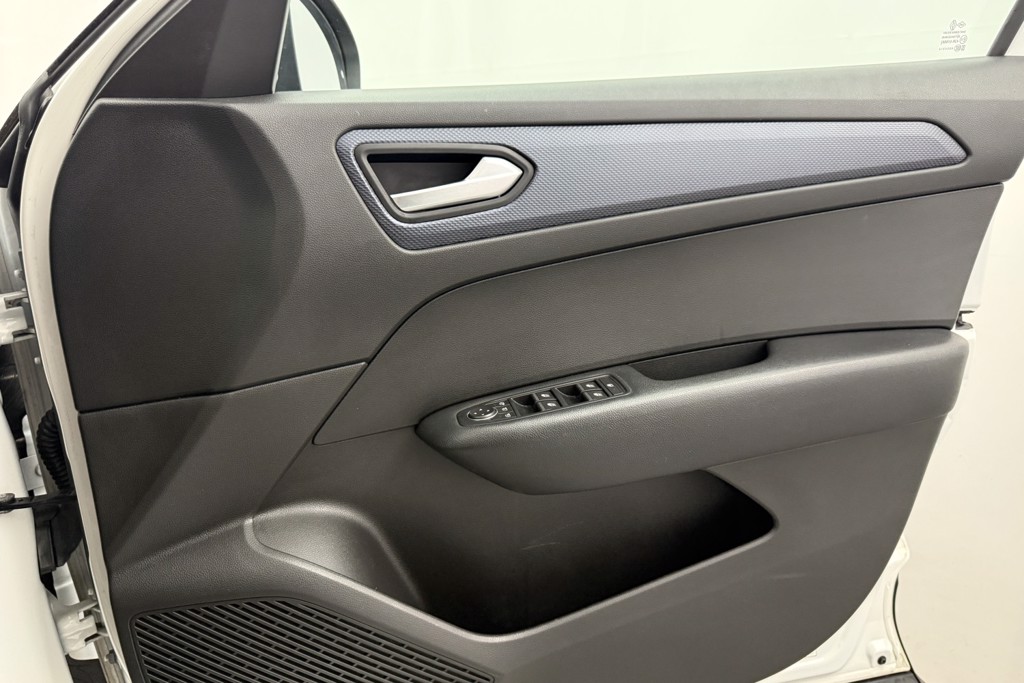 Renault Arkana Iconic Automatic Petrol-Electric Hybrid SUV - Stock Number (1543854) - 22nd supplementary image