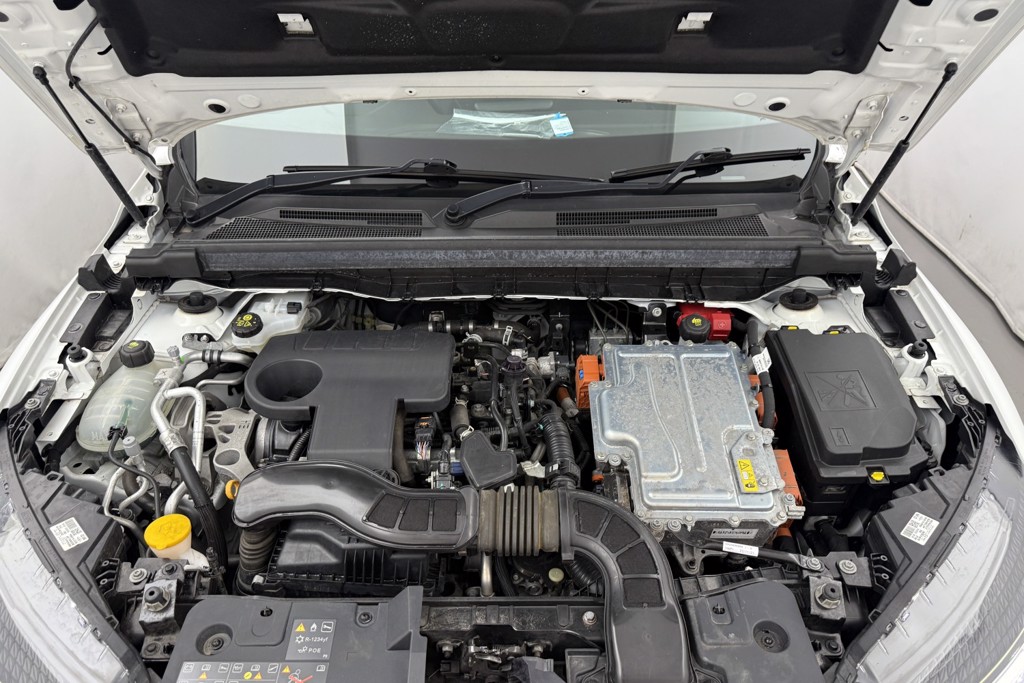 Renault Arkana Iconic Automatic Petrol-Electric Hybrid SUV - Stock Number (1543854) - 35th supplementary image