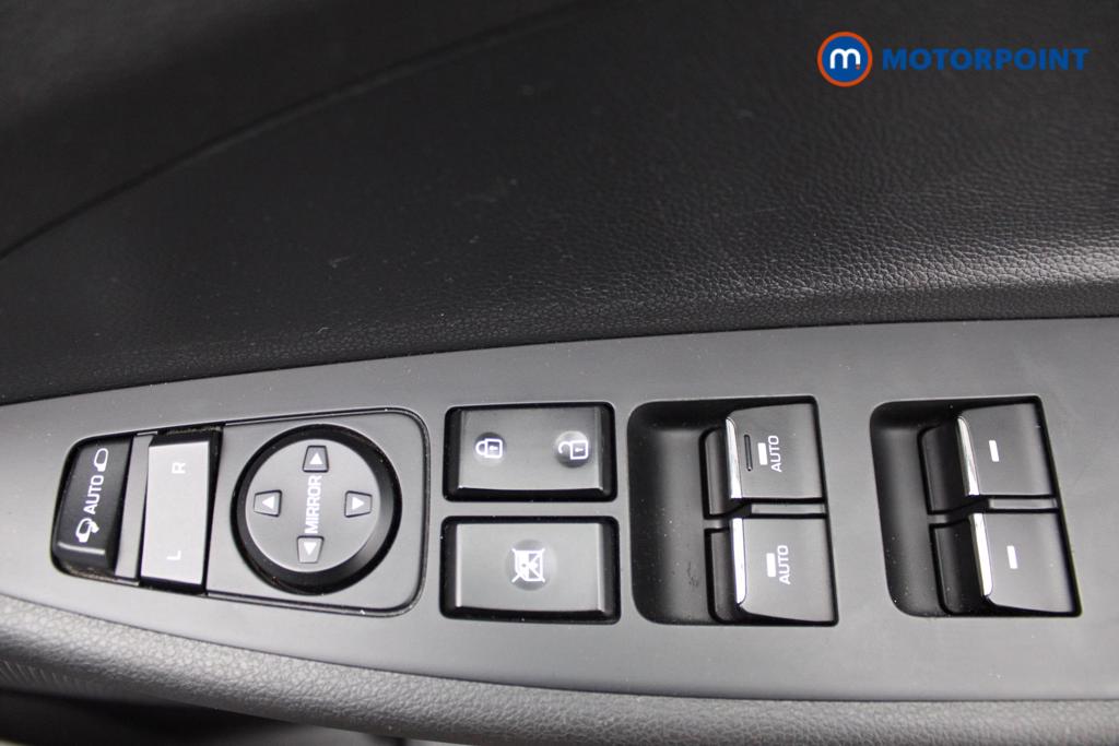 Hyundai Tucson Se Nav Manual Petrol SUV - Stock Number (1544135) - 19th supplementary image