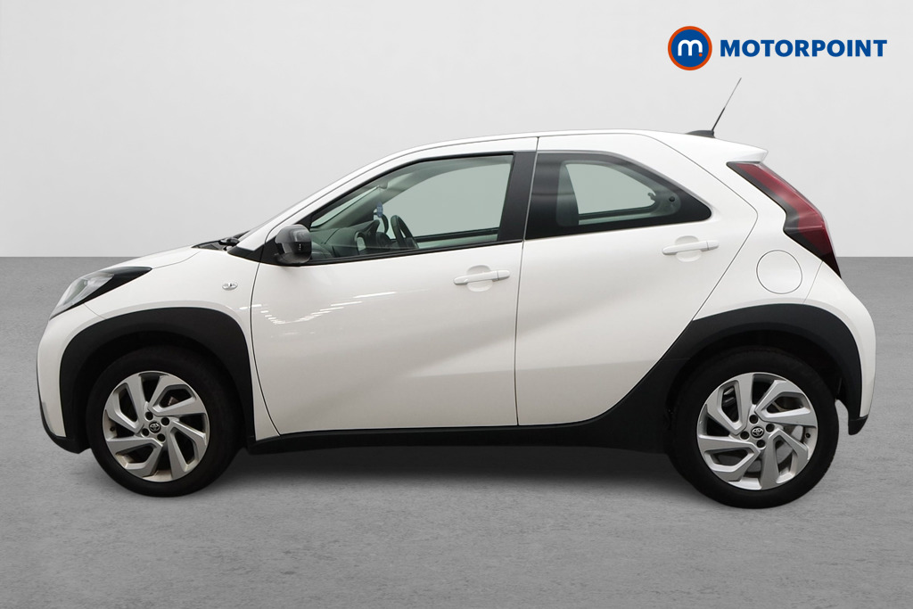 Toyota Aygo X Pure Manual Petrol Hatchback - Stock Number (1545706) - Passenger side