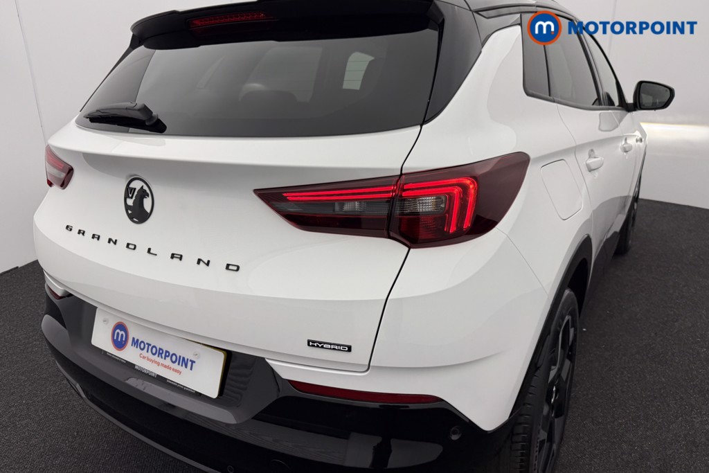 Vauxhall Grandland Ultimate Automatic Petrol-Electric Hybrid SUV - Stock Number (1546935) - 27th supplementary image