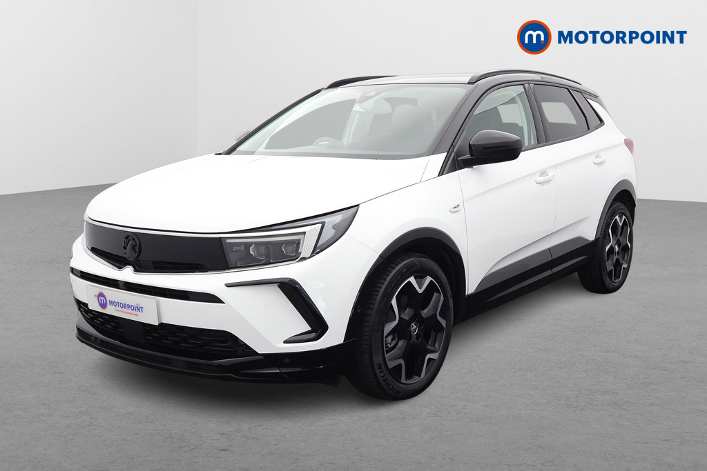 Vauxhall Grandland Ultimate Automatic Petrol-Electric Hybrid SUV - Stock Number (1546935) - Passenger side front corner
