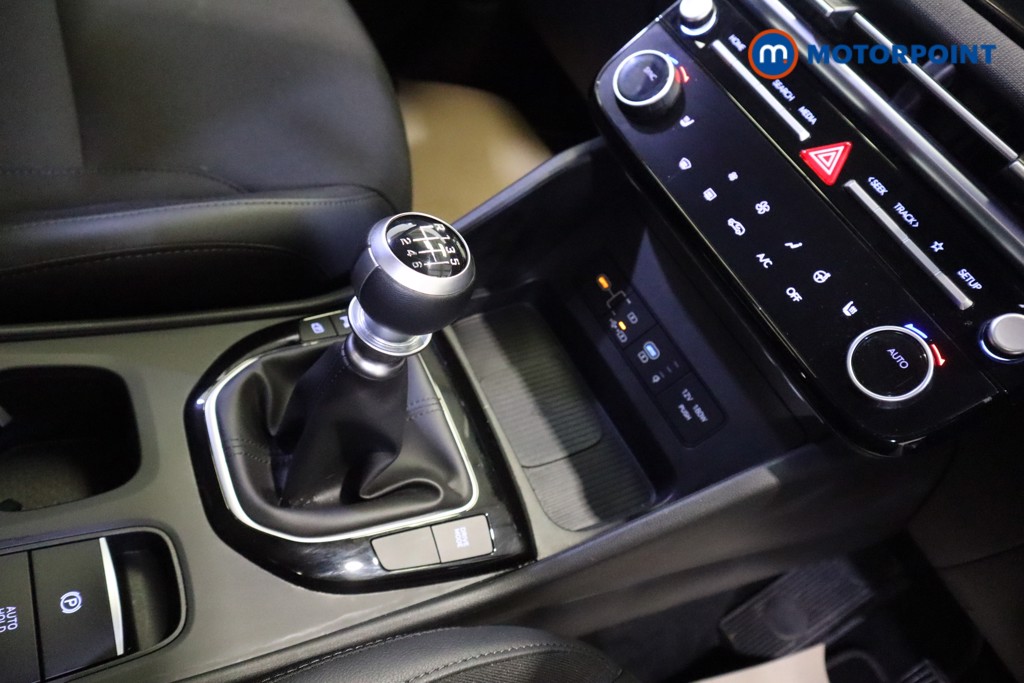 Hyundai Tucson Premium Manual Petrol SUV - Stock Number (1547605) - 5th supplementary image