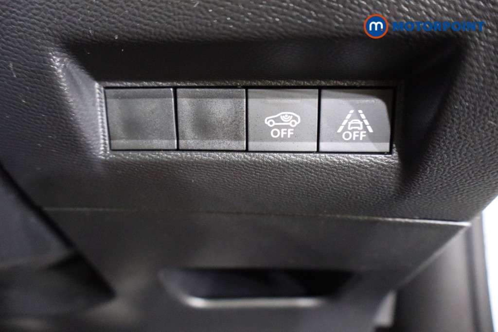 Peugeot 2008 Gt Line Manual Petrol SUV - Stock Number (1548032) - 13th supplementary image