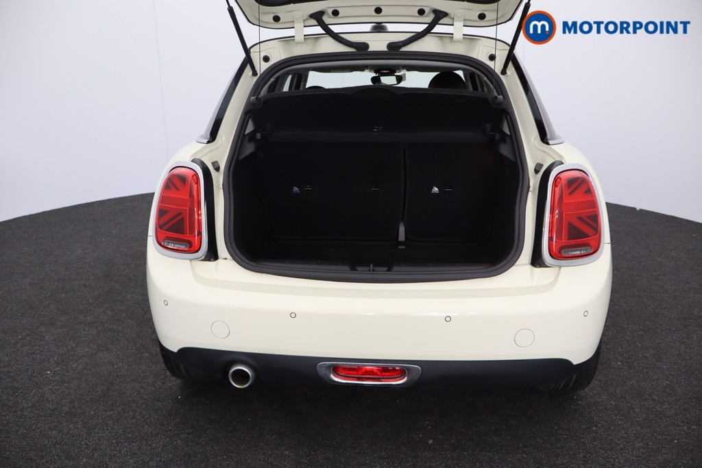 Mini Hatchback Cooper Exclusive Automatic Petrol Hatchback - Stock Number (1548443) - 28th supplementary image