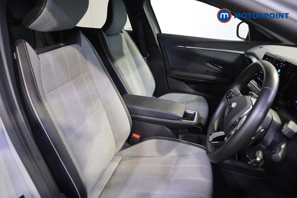 Renault Megane E-Tech Launch Edition Automatic Electric Hatchback - Stock Number (1548579) - 8th supplementary image