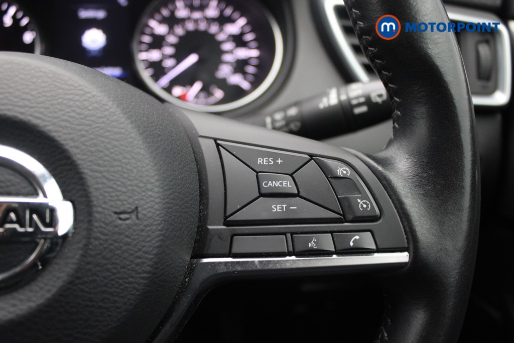 Nissan Qashqai N-Connecta Manual Petrol SUV - Stock Number (1548754) - 13th supplementary image