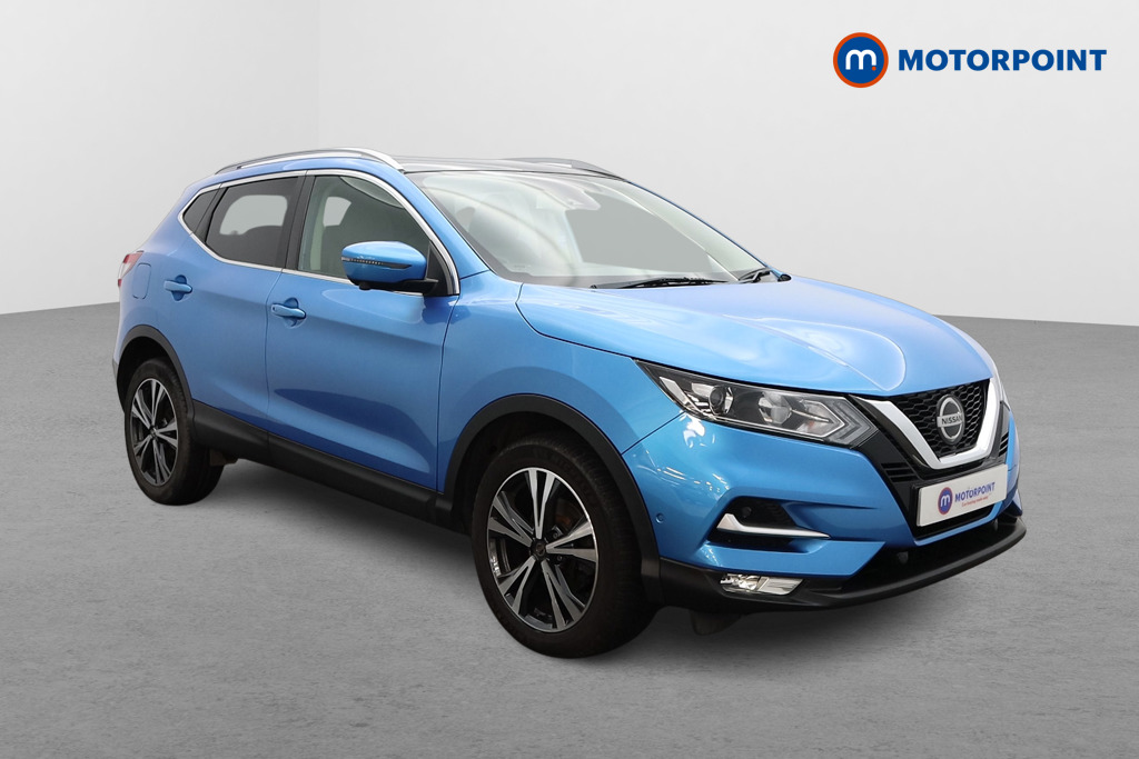 Nissan Qashqai N-Connecta Manual Petrol SUV - Stock Number (1548754) - Drivers side front corner
