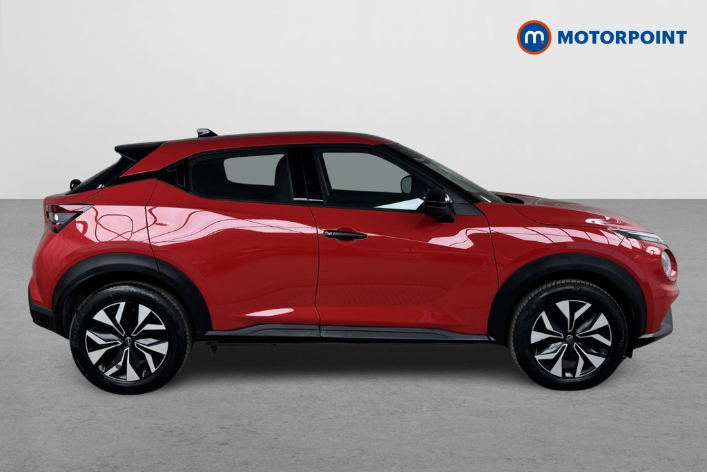 Nissan Juke Acenta Premium Automatic Petrol SUV - Stock Number (1548807) - Drivers side