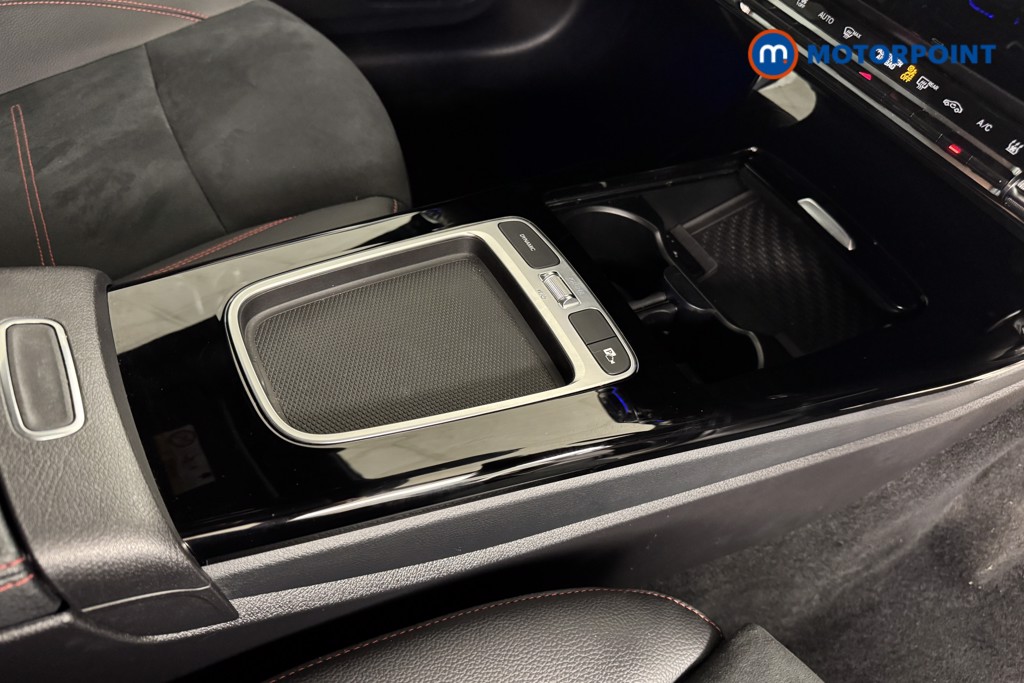 Mercedes-Benz CLA Amg Line Automatic Petrol Plug-In Hybrid Estate - Stock Number (1549582) - 10th supplementary image