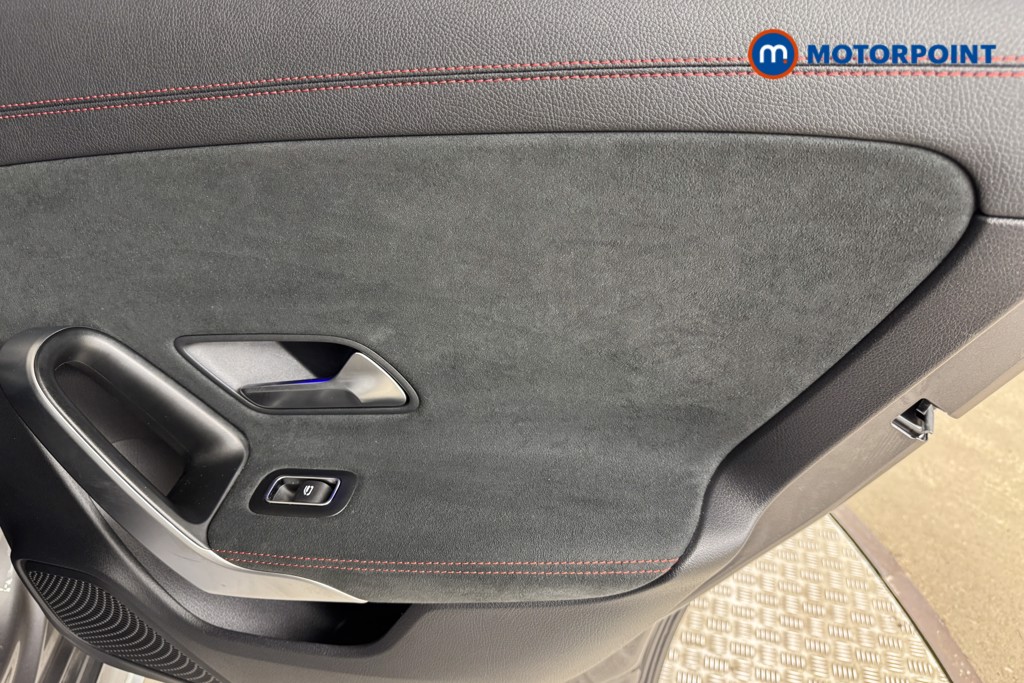 Mercedes-Benz CLA Amg Line Automatic Petrol Plug-In Hybrid Estate - Stock Number (1549582) - 16th supplementary image