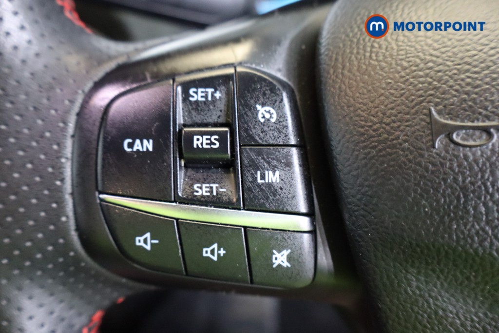 Ford Focus St-Line Edition Manual Petrol-Electric Hybrid Hatchback - Stock Number (1549731) - 9th supplementary image