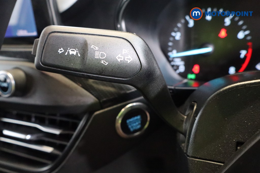 Ford Focus St-Line Edition Manual Petrol-Electric Hybrid Hatchback - Stock Number (1549731) - 11th supplementary image