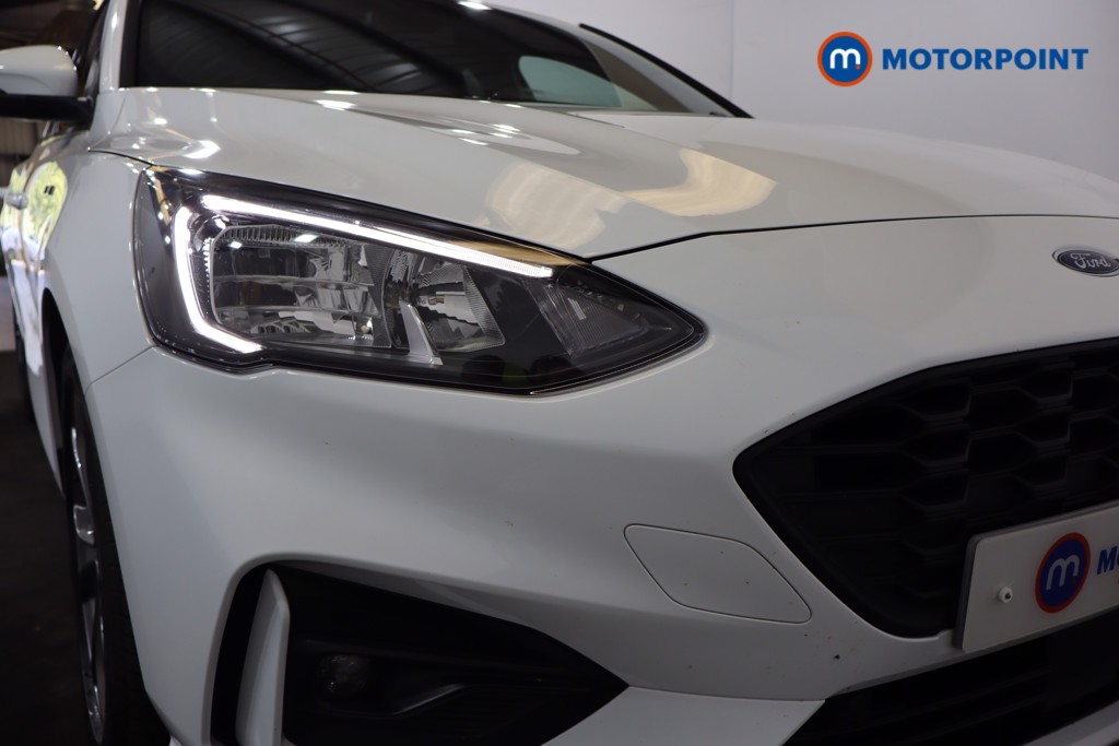 Ford Focus St-Line Edition Manual Petrol-Electric Hybrid Hatchback - Stock Number (1549731) - 23rd supplementary image